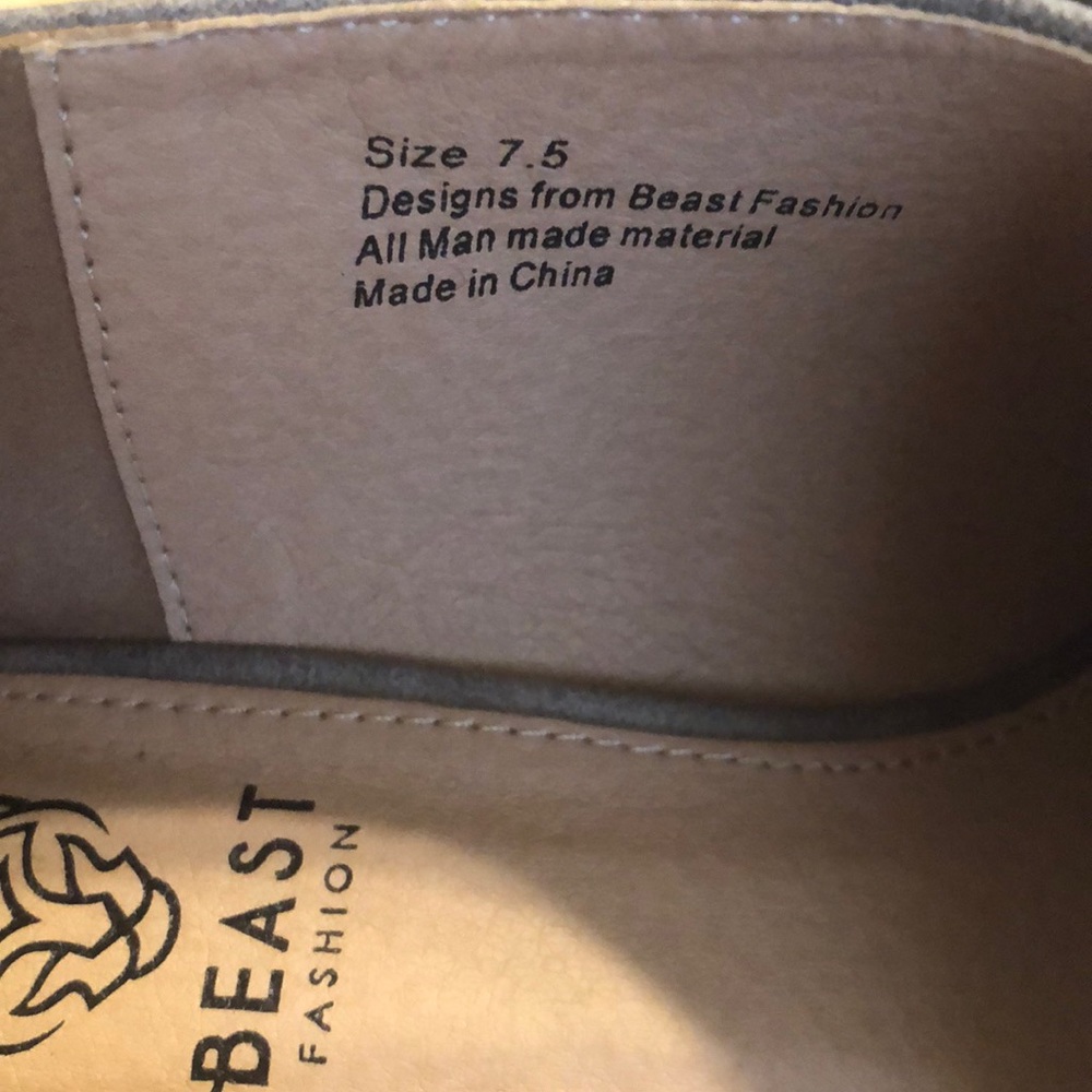 Designer Shoes - Picture 4 of 4